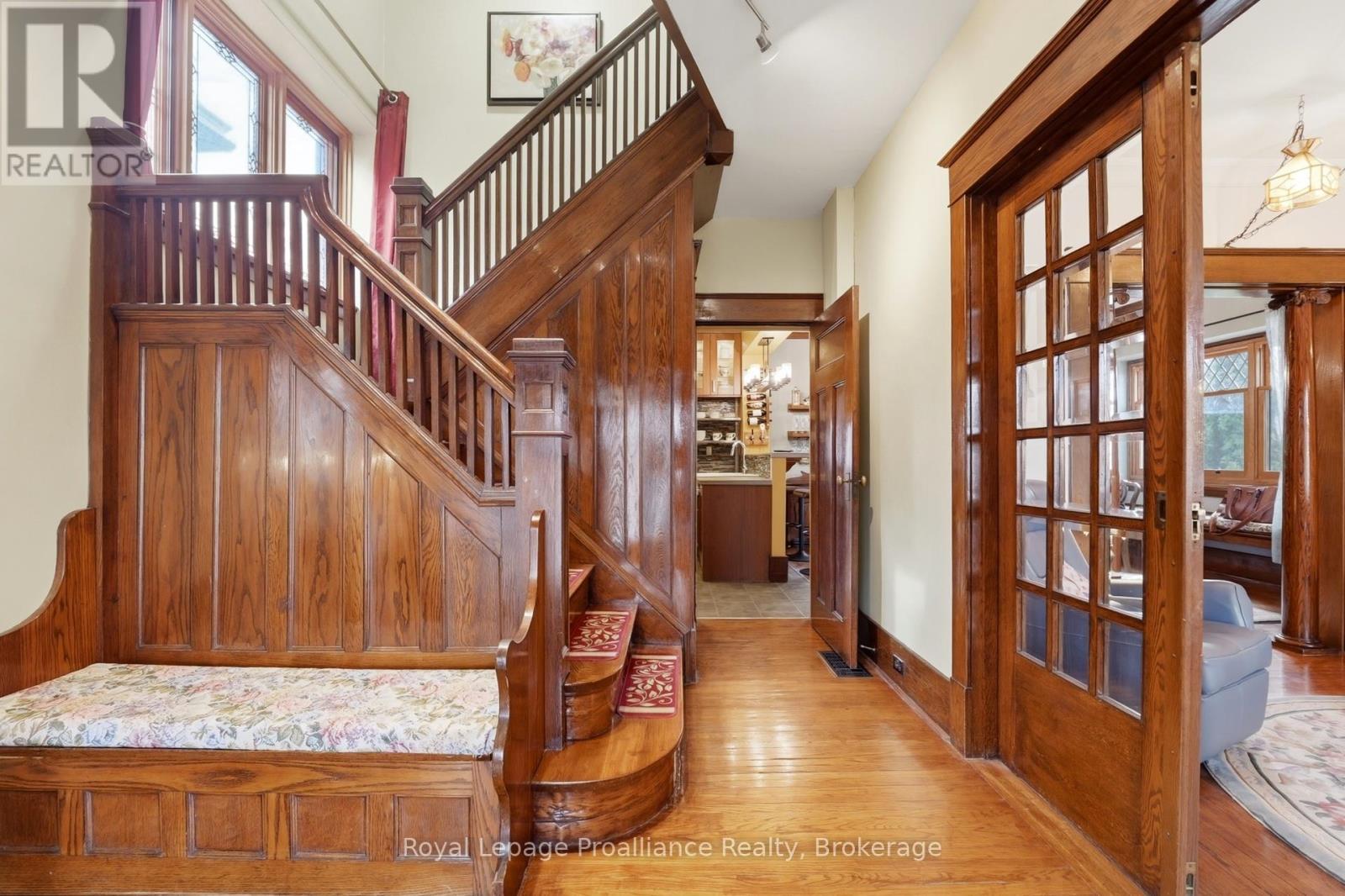 30 CATHARINE STREET - 11