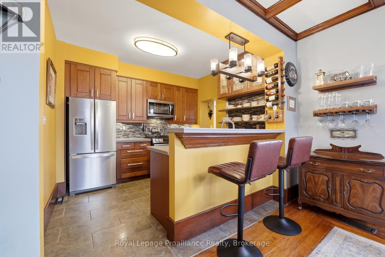 30 CATHARINE STREET - 22