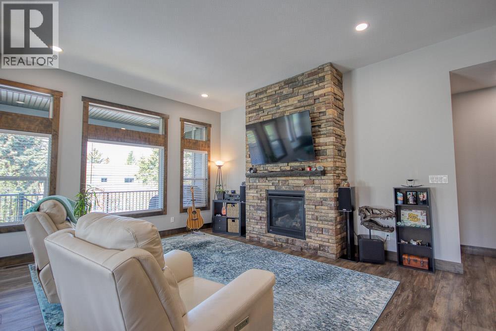 1609 8 Avenue S, Cranbrook