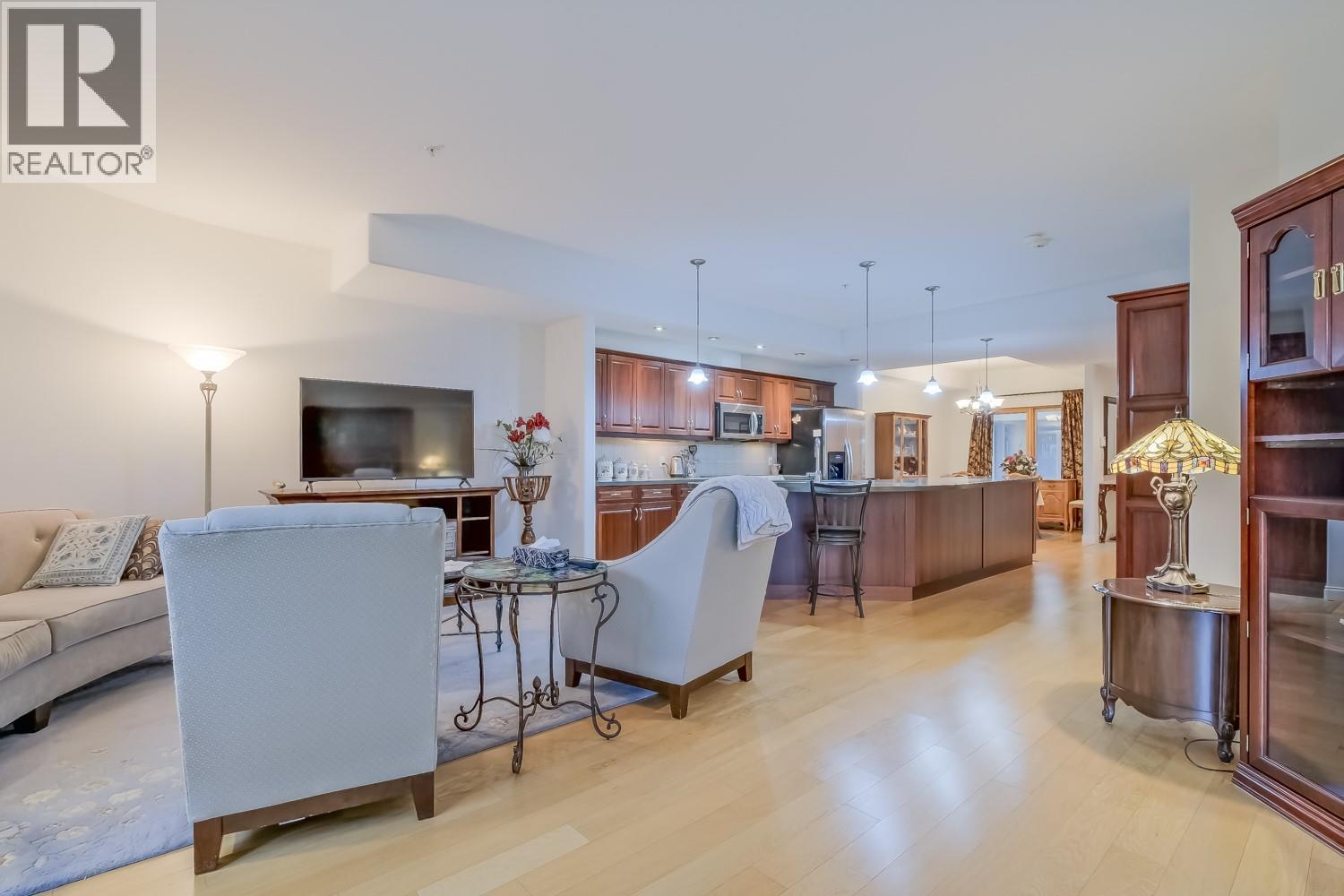 408 250 MARINA Way, Penticton