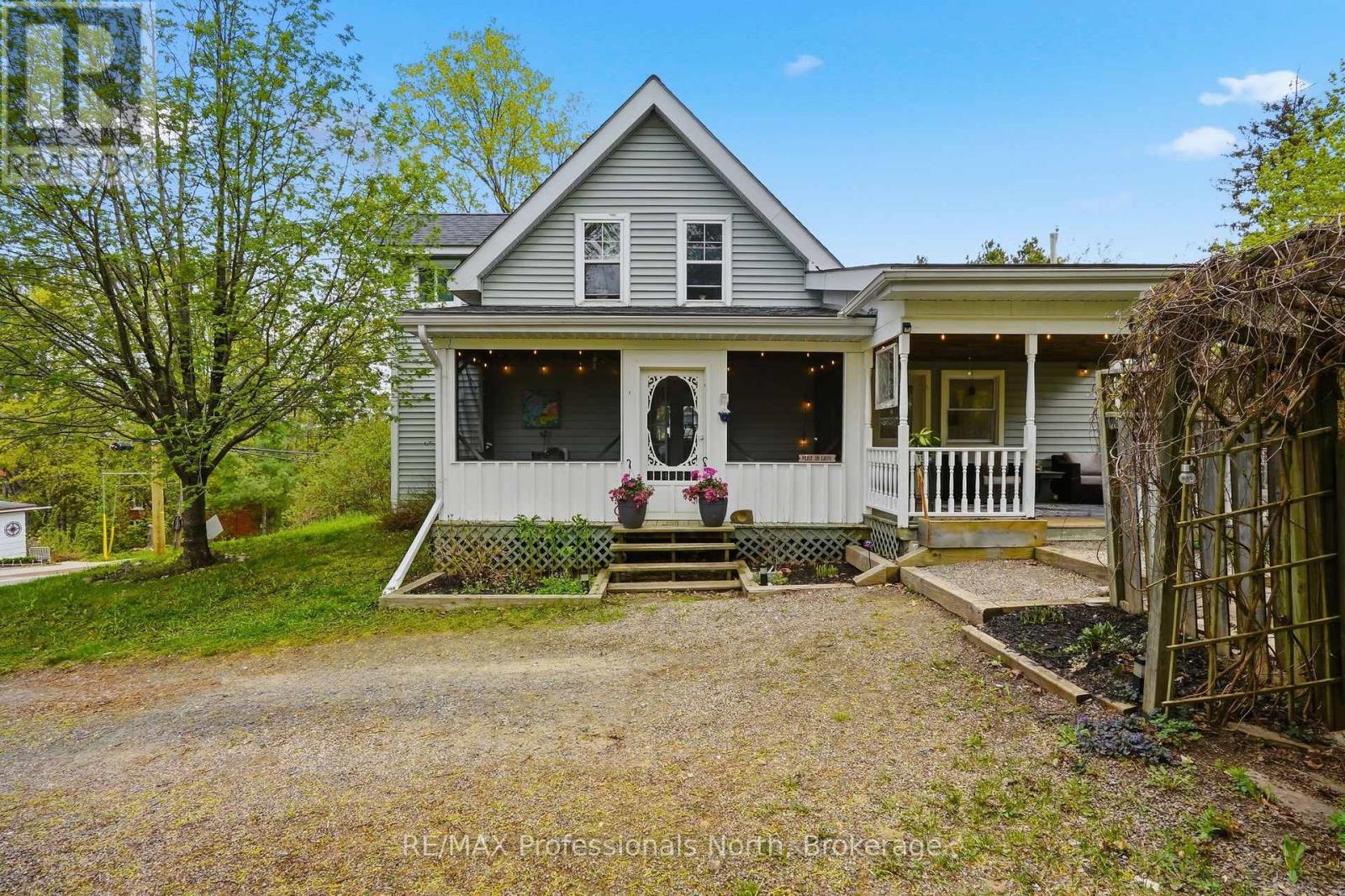 67 YOUNG STREET - Image 3