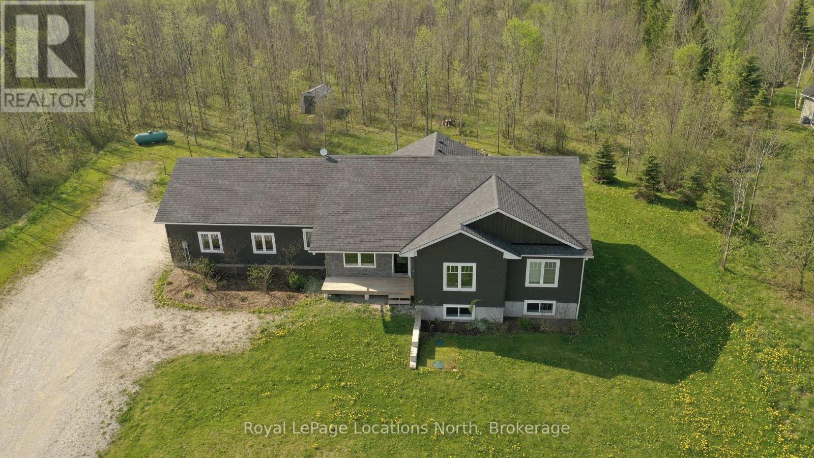 109 ROBERTSON AVENUE - 41