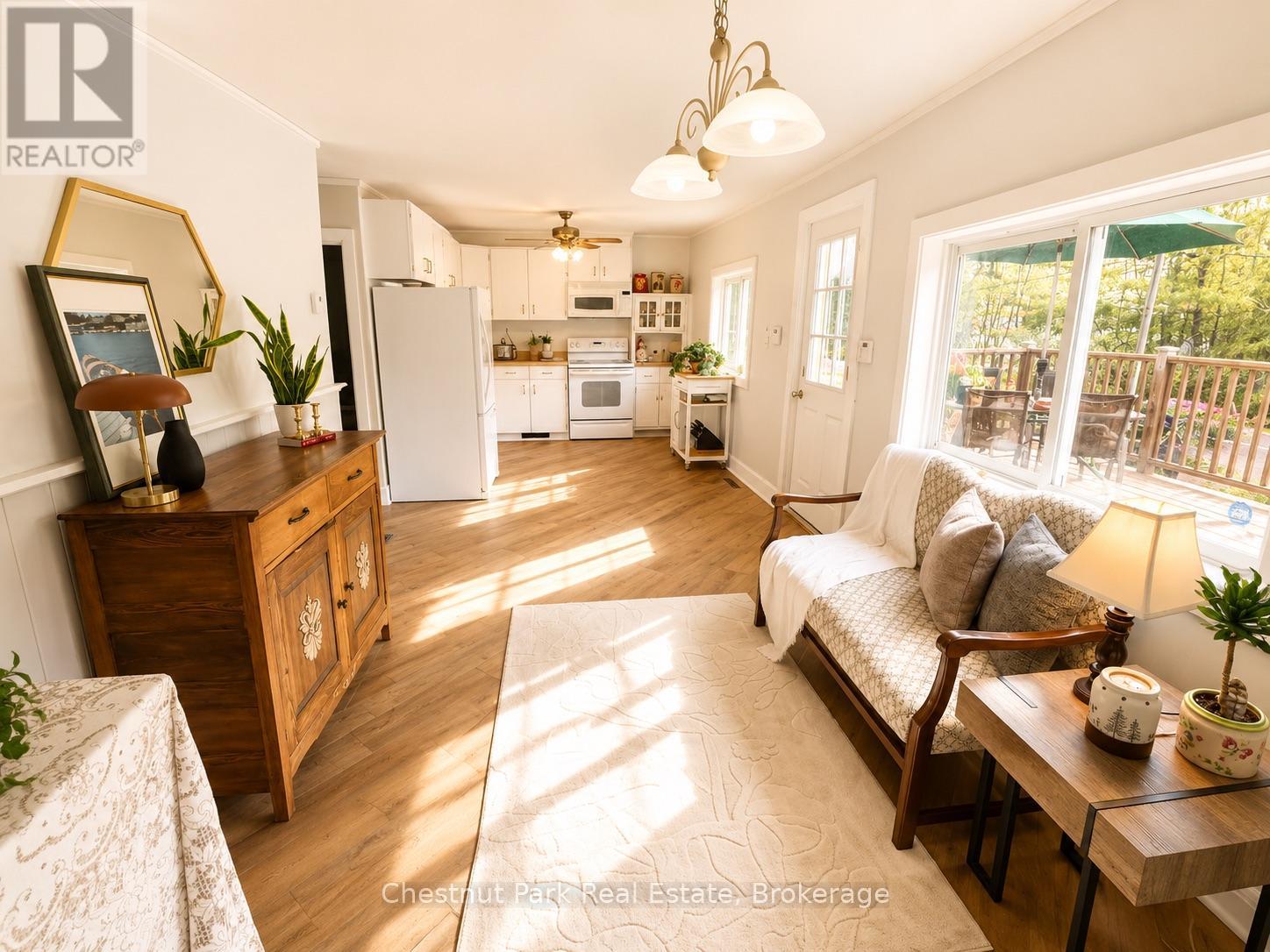 12 FERNDALE ROAD - 10