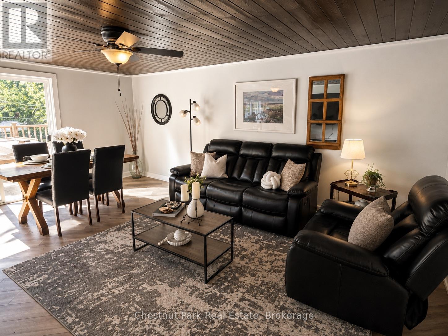 12 FERNDALE ROAD - 20