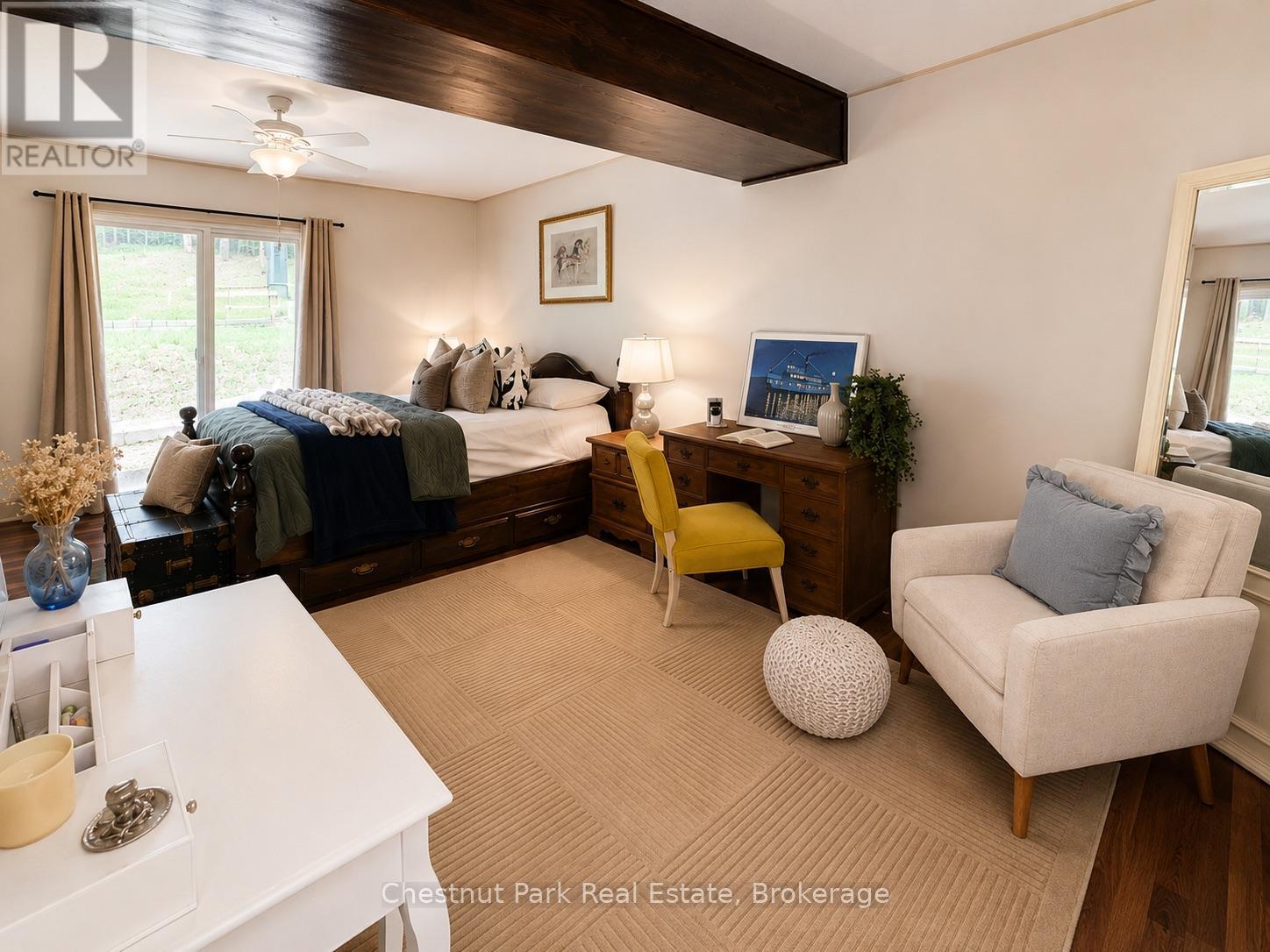 12 FERNDALE ROAD - 26