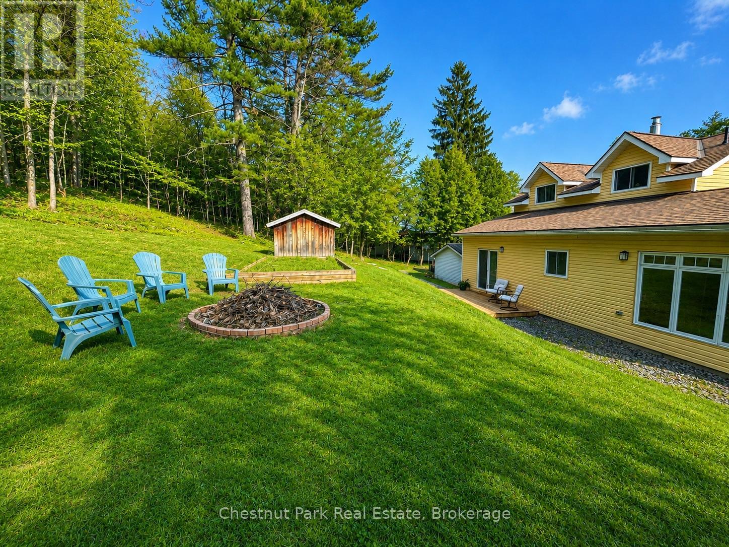 12 FERNDALE ROAD - 41