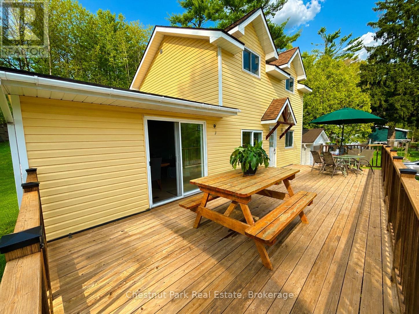 12 FERNDALE ROAD - 5