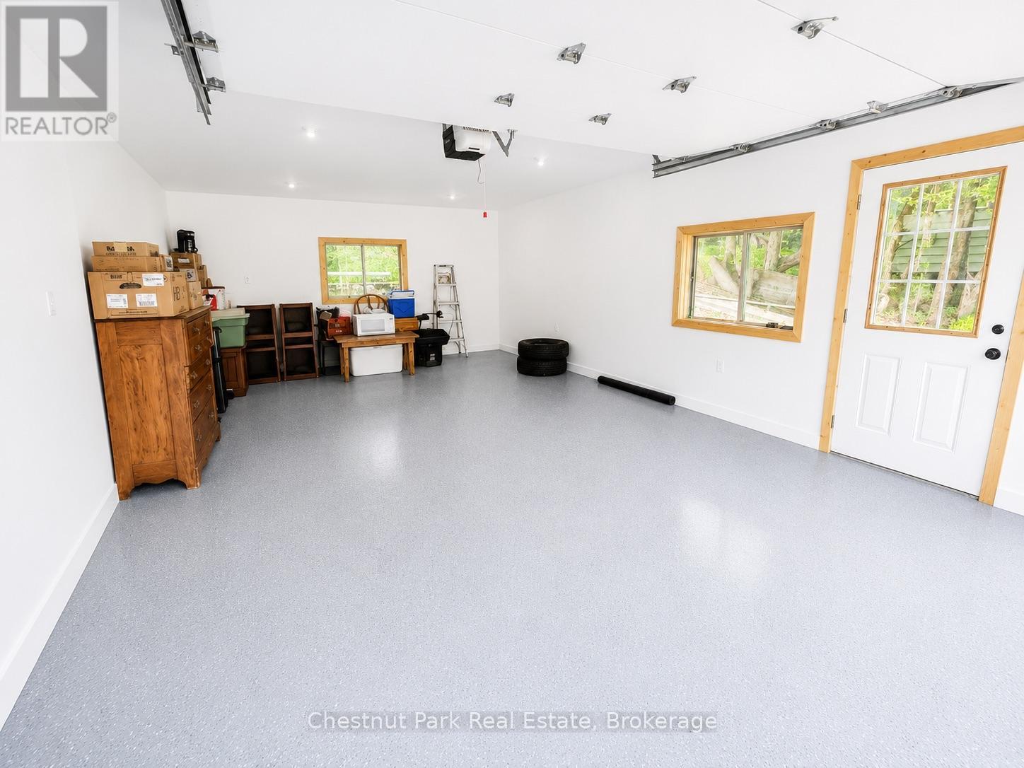 12 FERNDALE ROAD - 6
