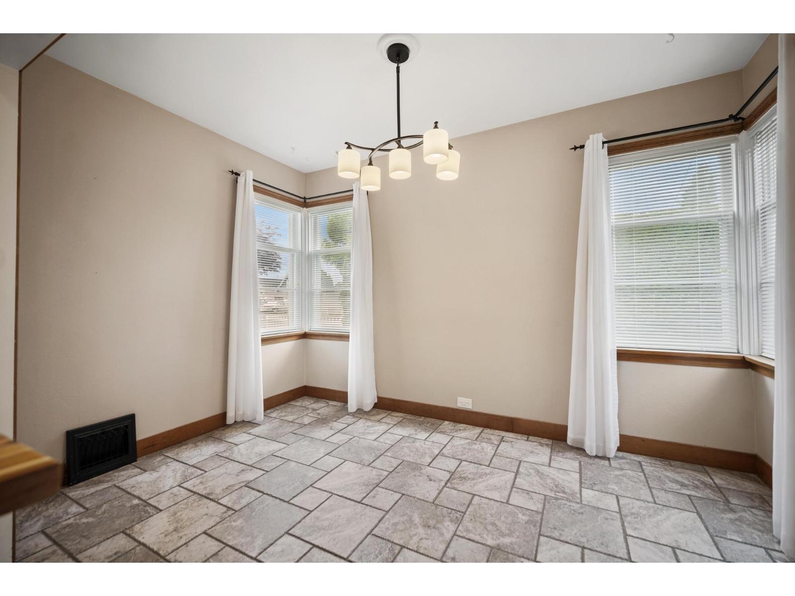 46005 RIVERSIDE DRIVE, Chilliwack Proper East, Chilliwack