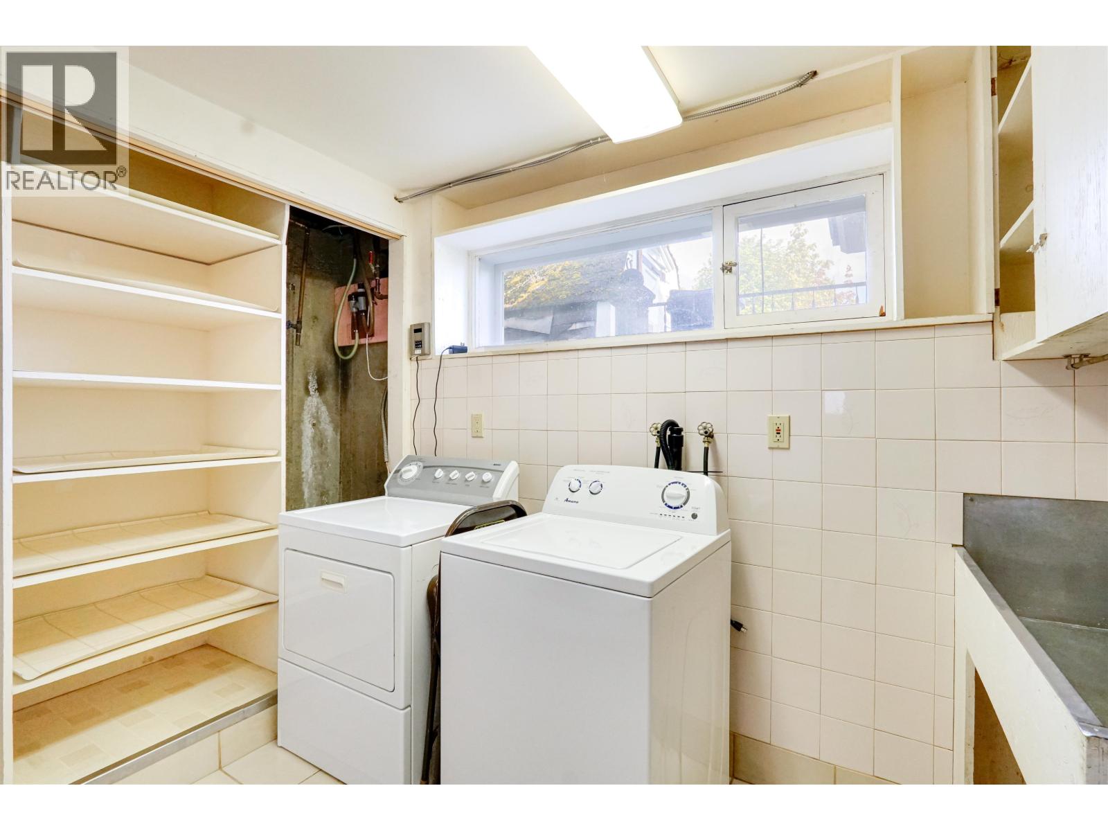 64 WHITE STREET - 15