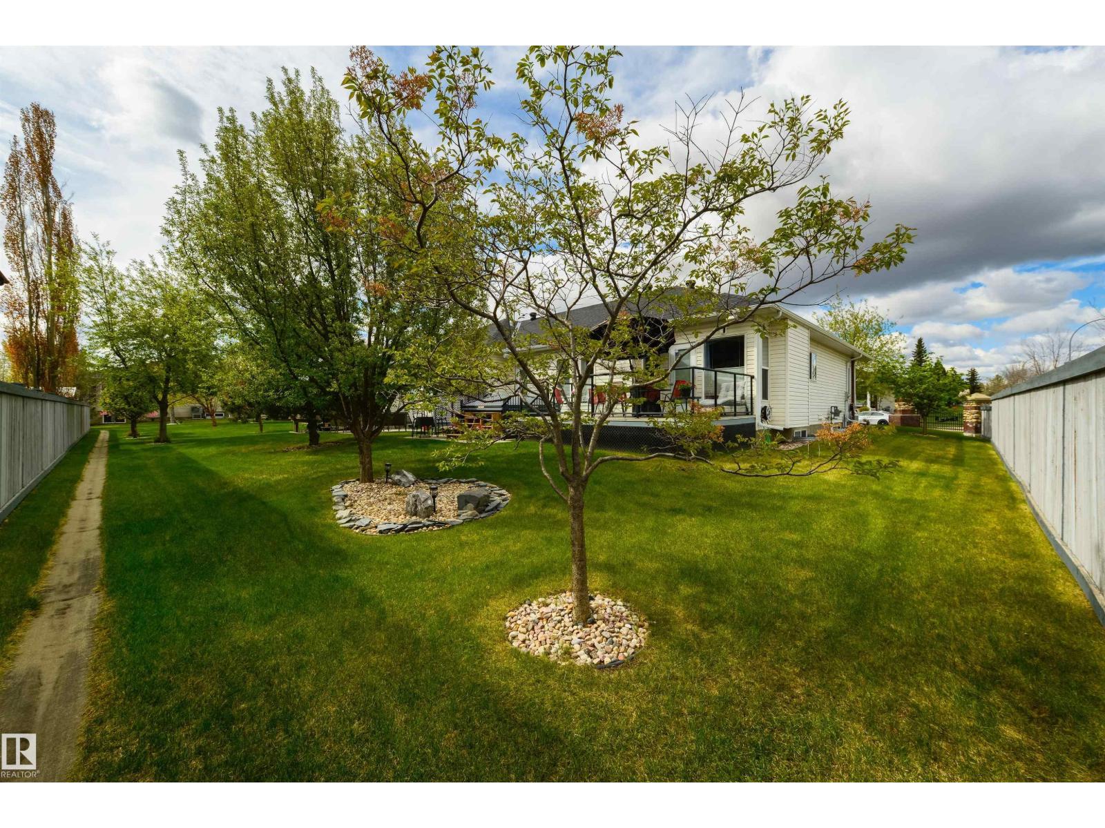 46 LONGVIEW CR, Spruce Grove
