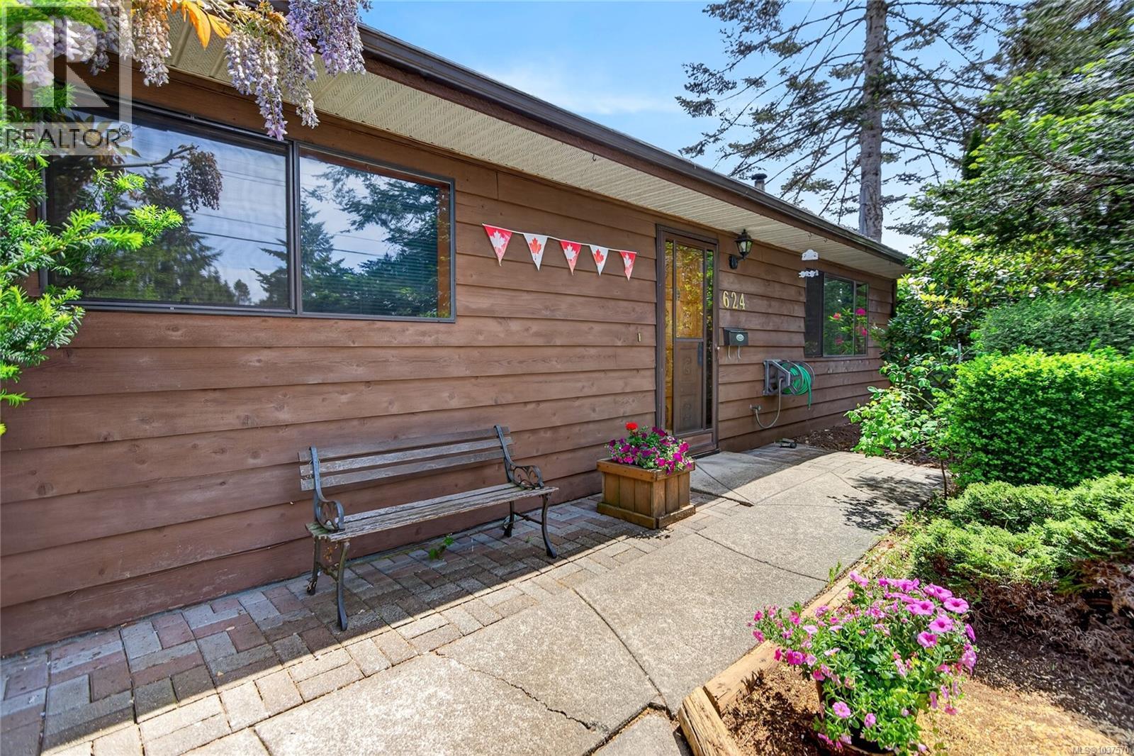 624 Totem Cres - 16