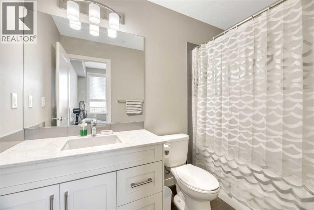 #119 10 Walgrove Walk SE - 11