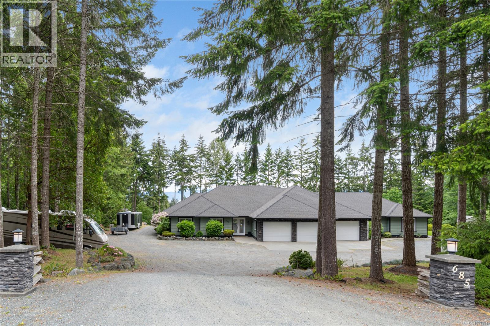 685 Wildgreen Way, Parksville