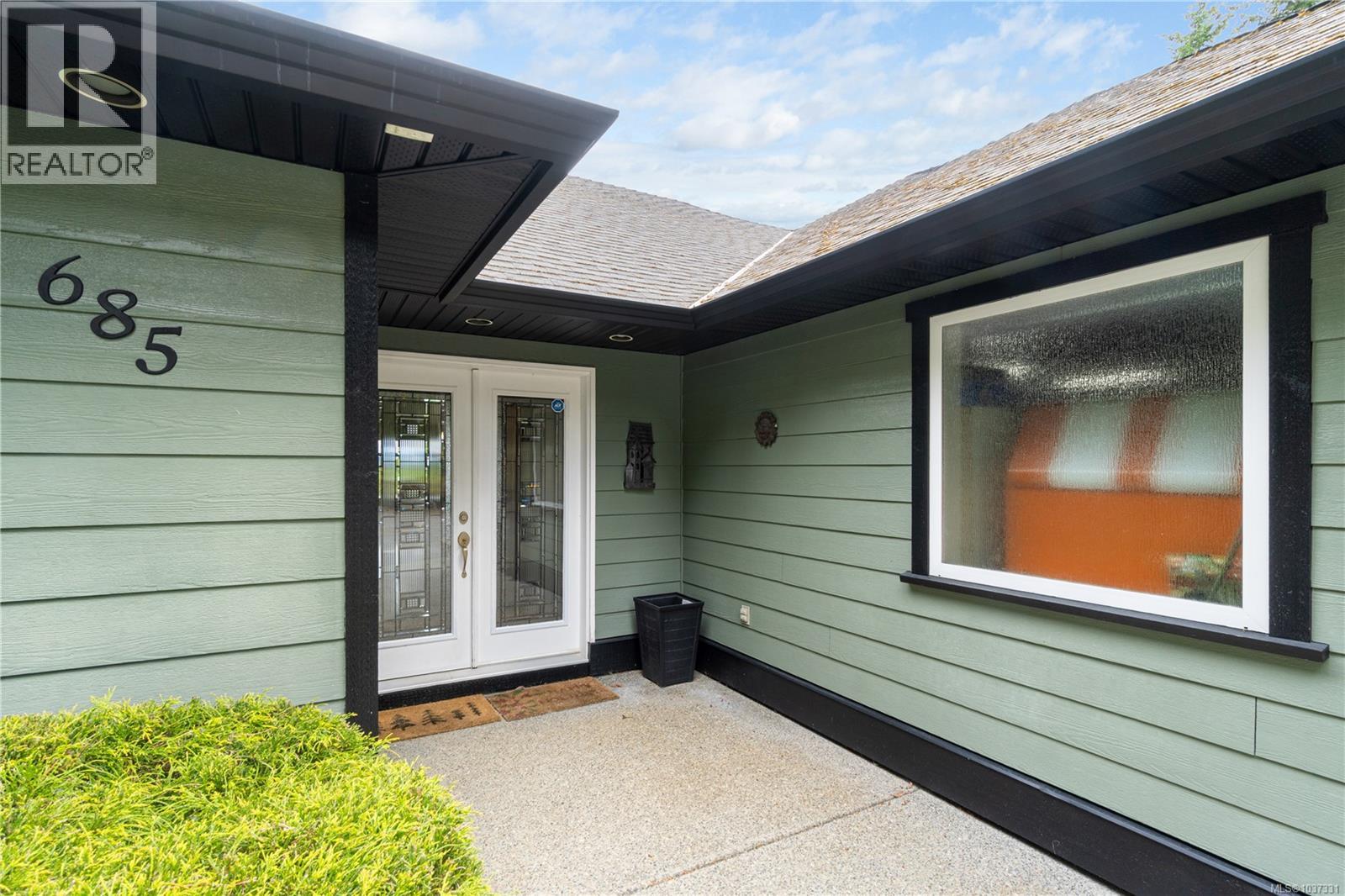 685 Wildgreen Way, Parksville
