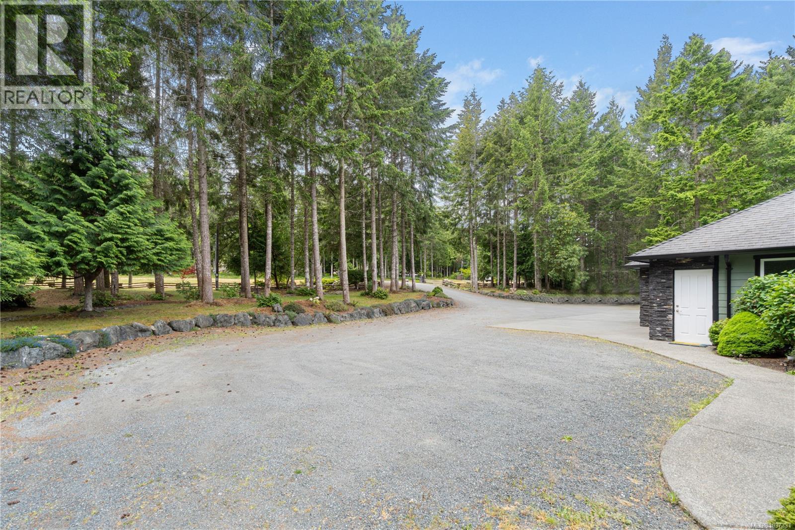 685 Wildgreen Way - 39