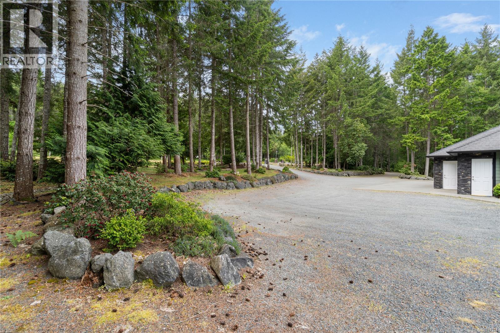 685 Wildgreen Way - 41