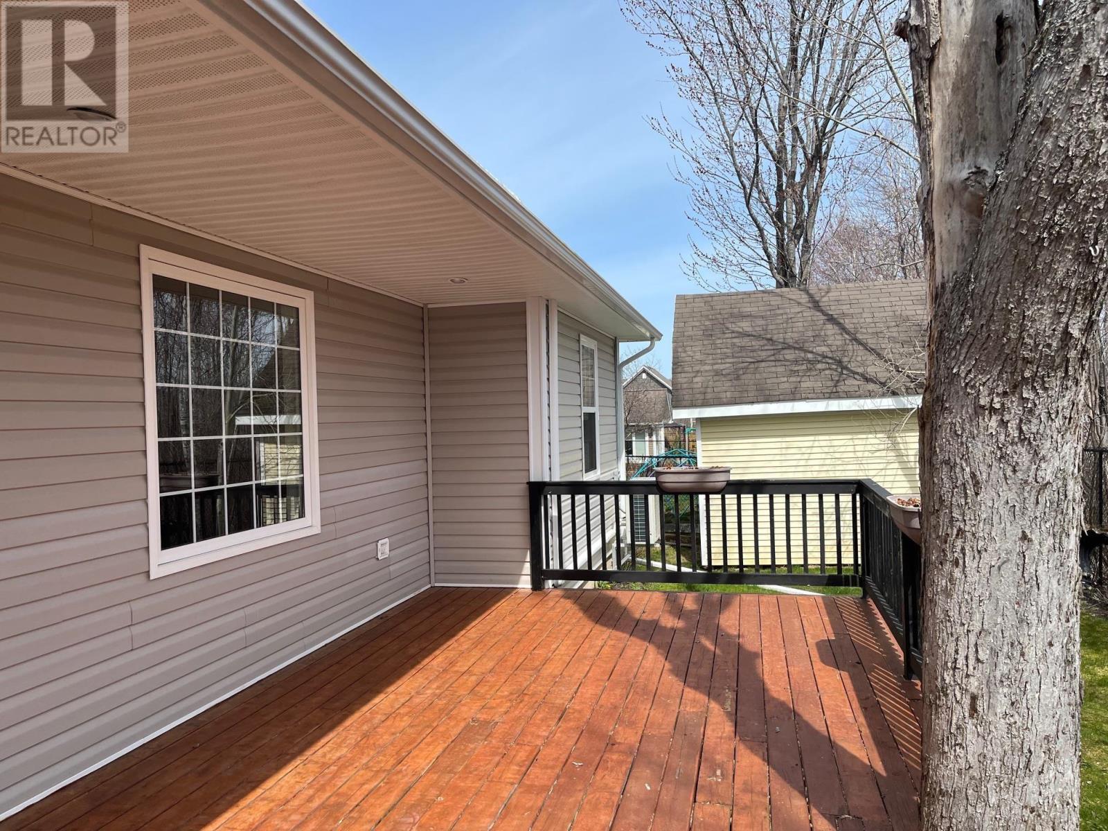 42 Rowan Avenue - 17