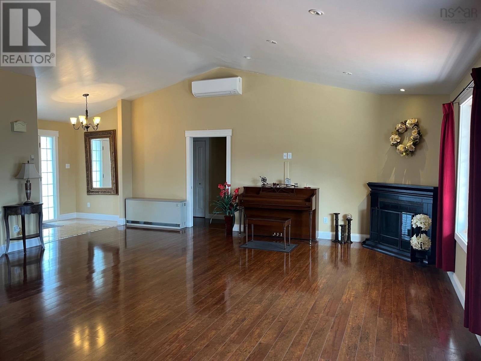 42 Rowan Avenue - 9