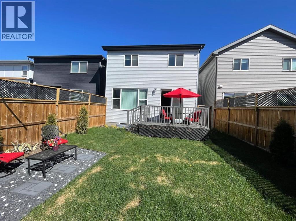 353 Walcrest View SE - 45