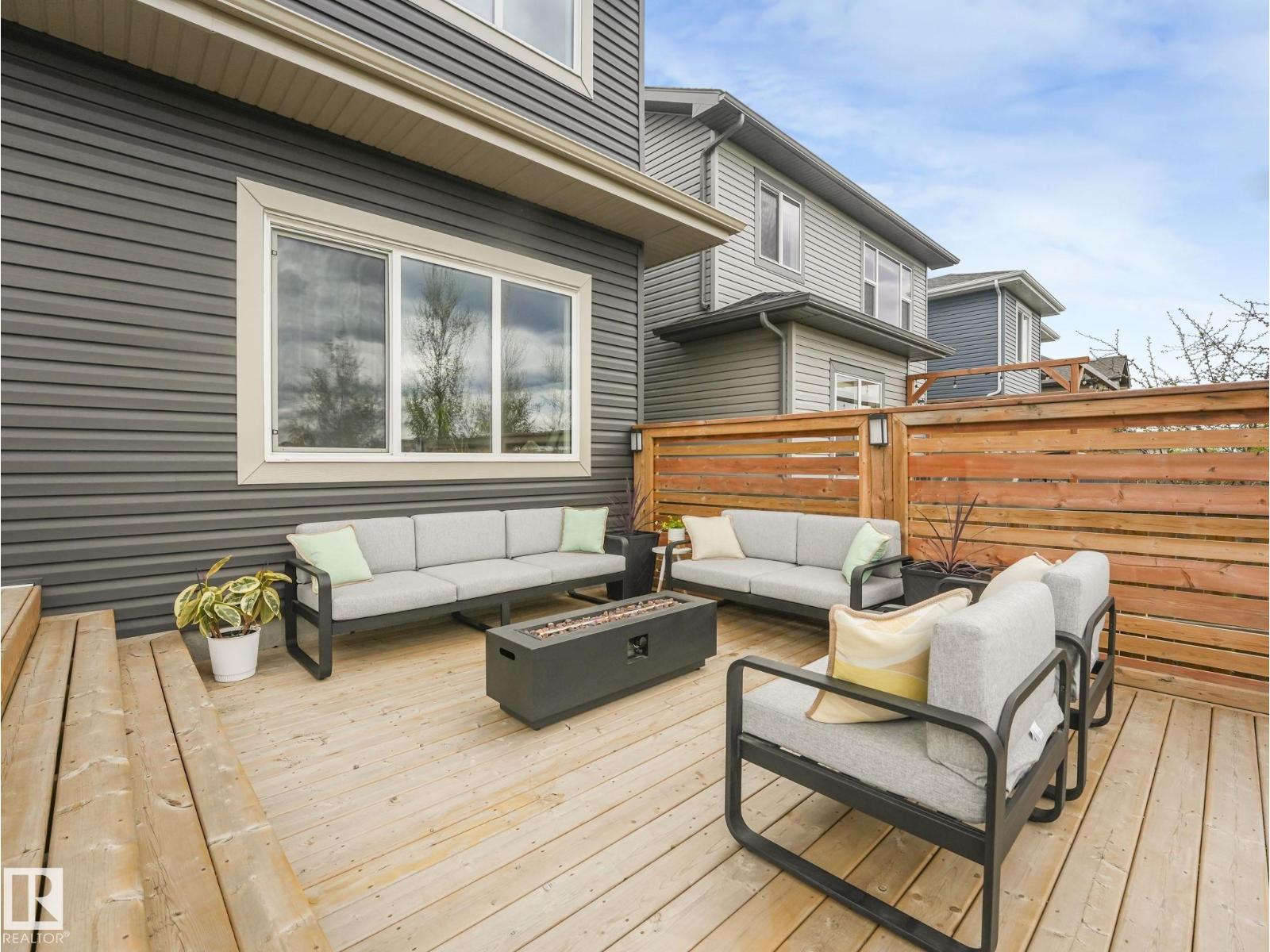 12 SANDALWOOD PL — photo 8