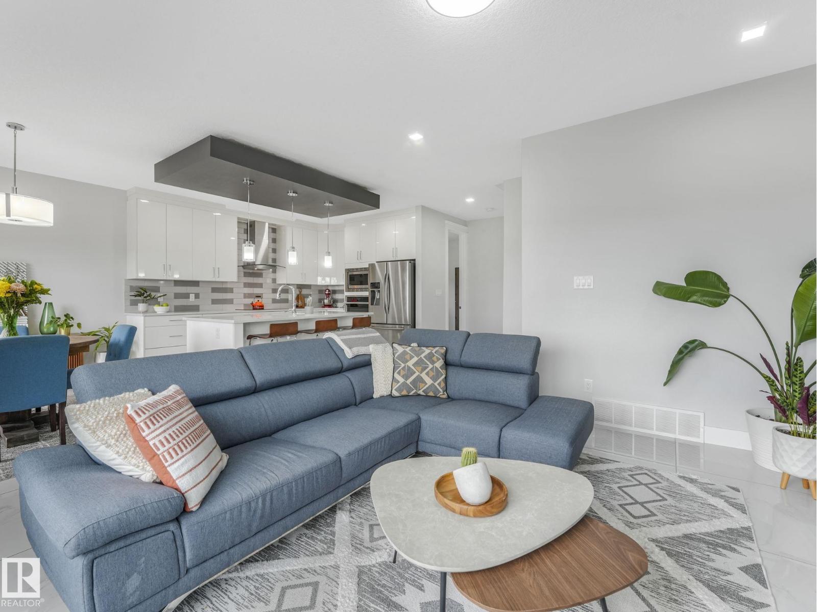 12 SANDALWOOD PL — photo 34