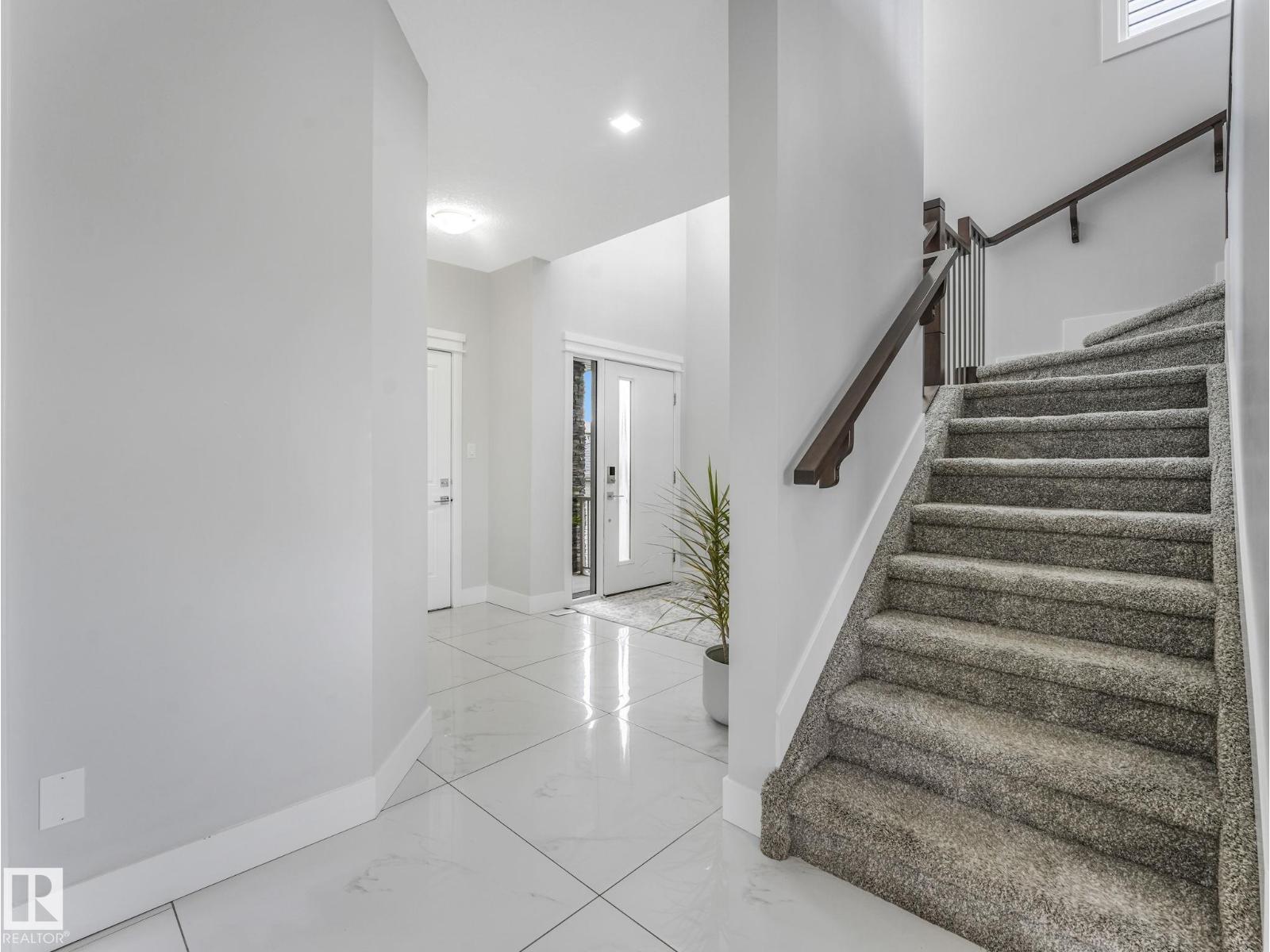 12 SANDALWOOD PL — photo 36