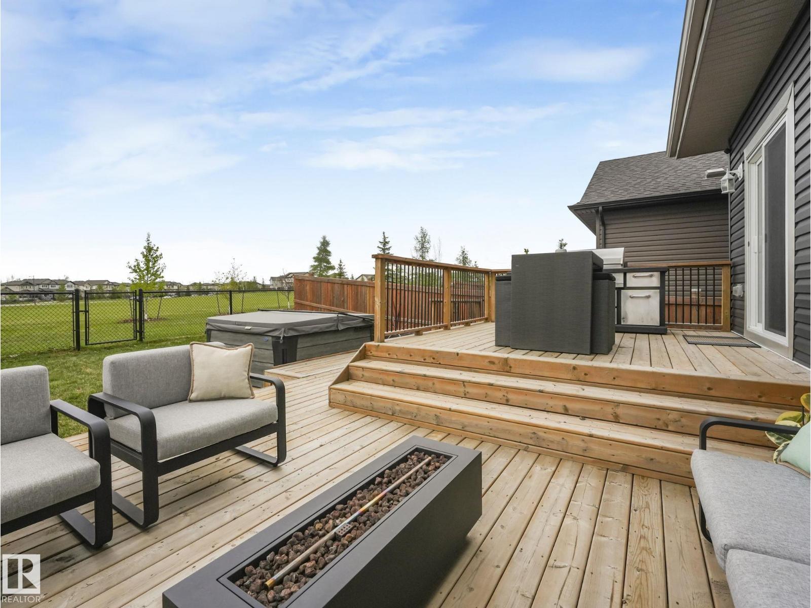 12 SANDALWOOD PL — photo 11