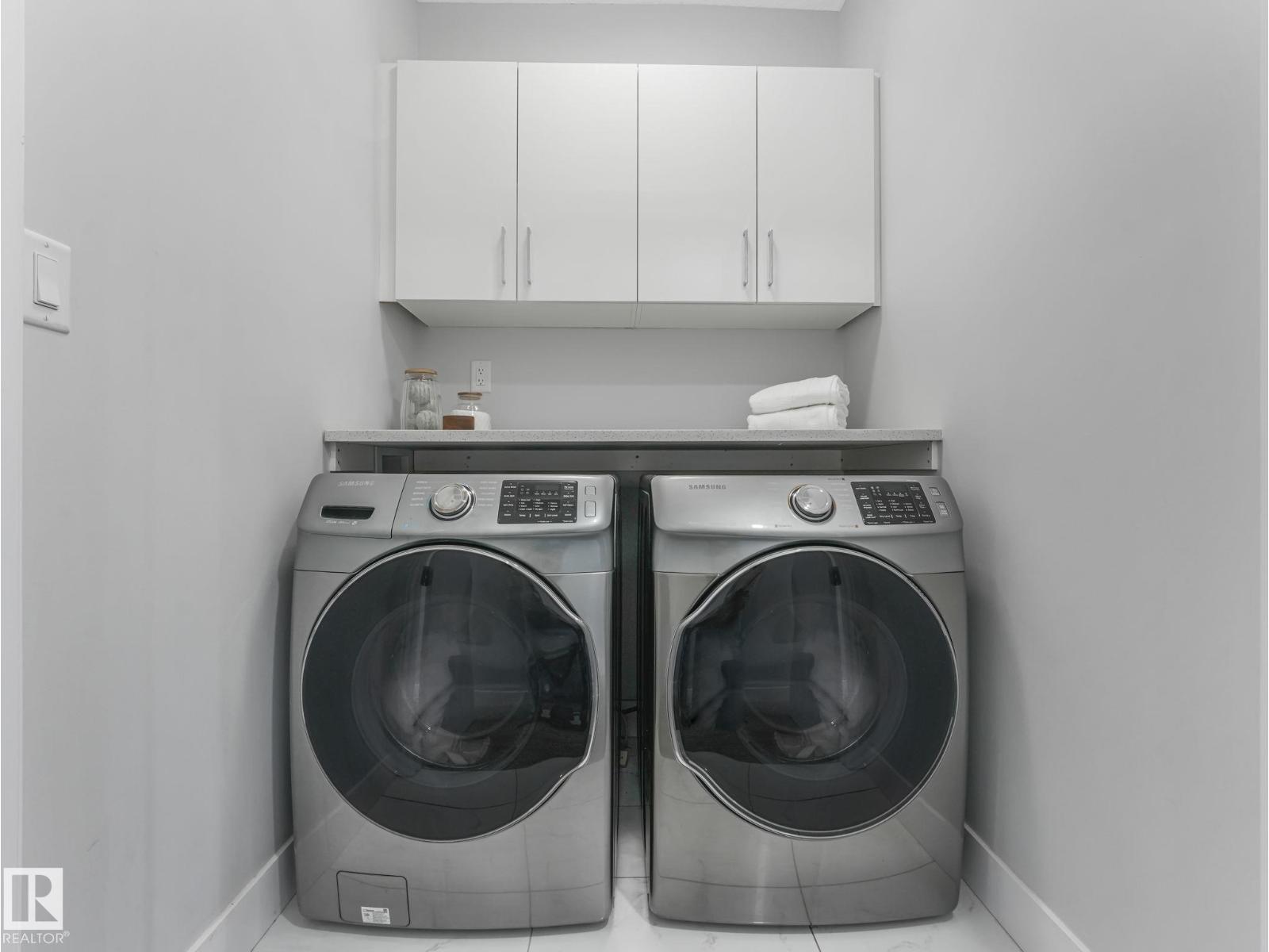 12 SANDALWOOD PL — photo 42