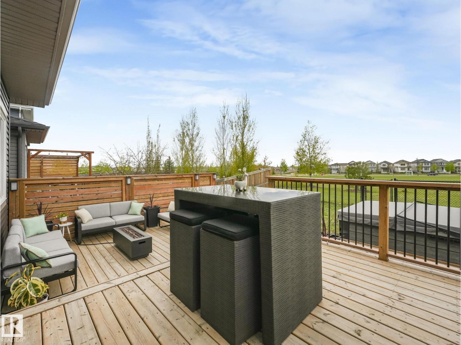 12 SANDALWOOD PL — photo 12