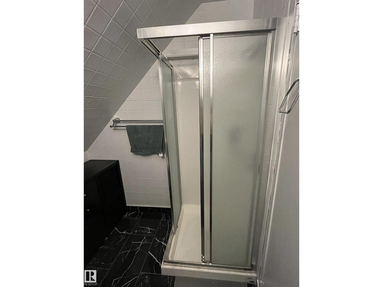 11314 78 AV NW NW - 20