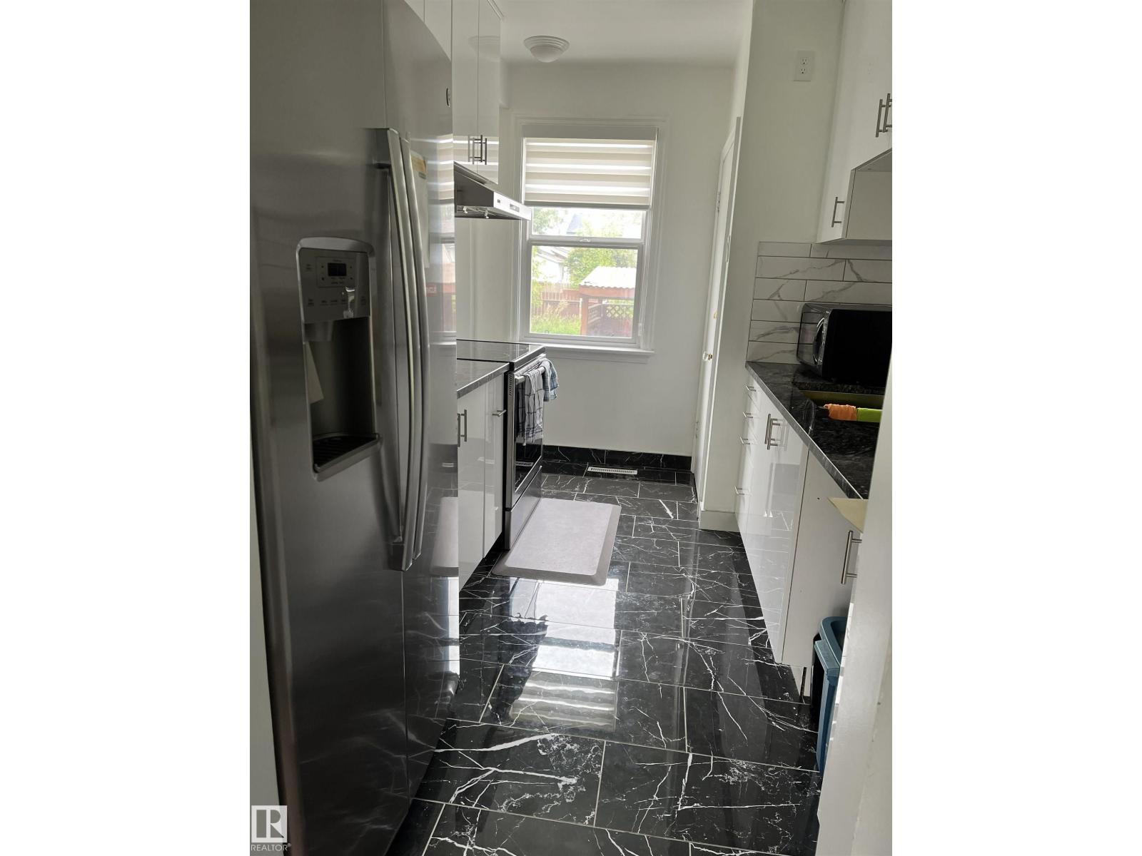 11314 78 AV NW NW - 8