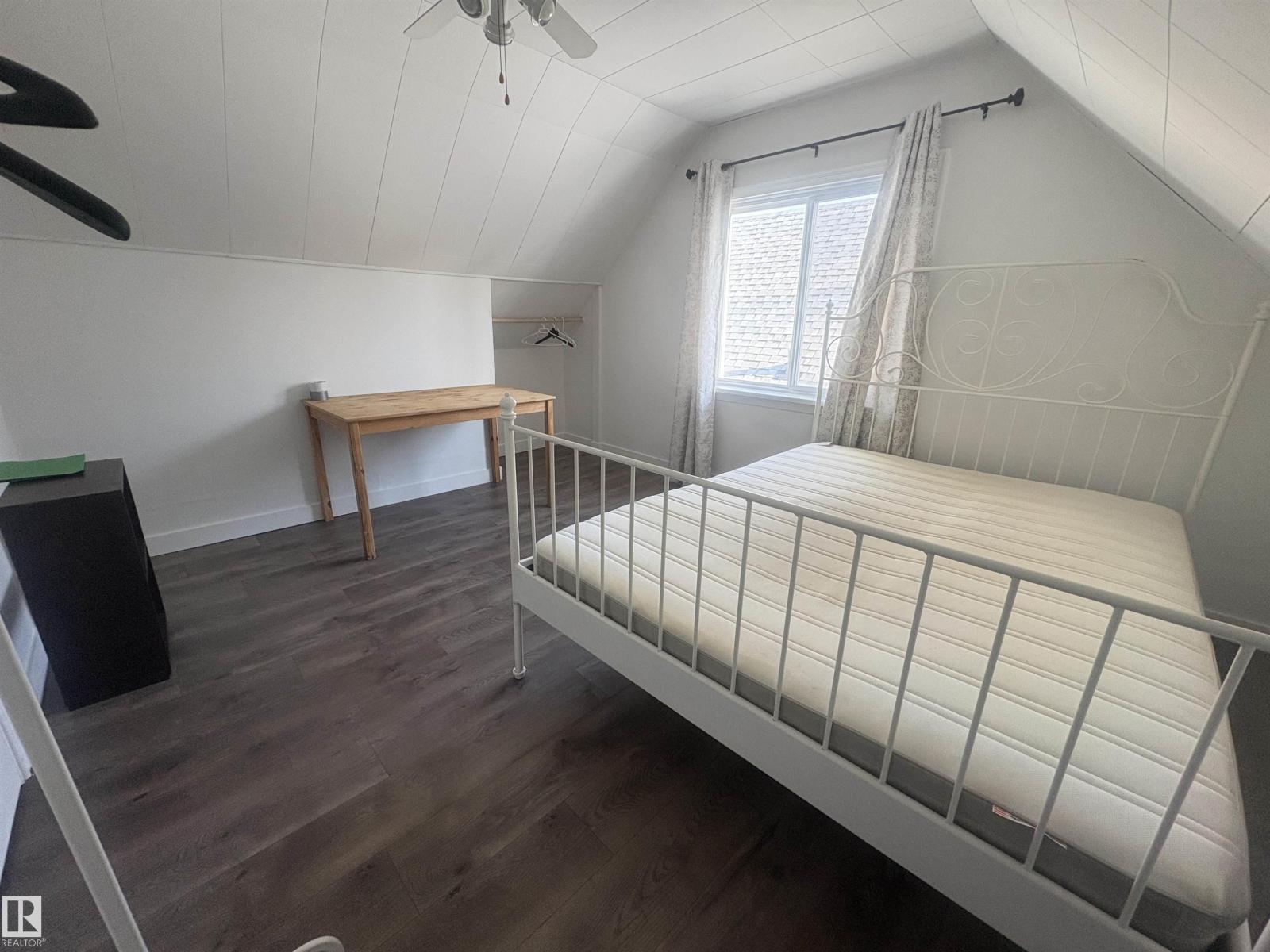 11314 78 AV NW NW - 18