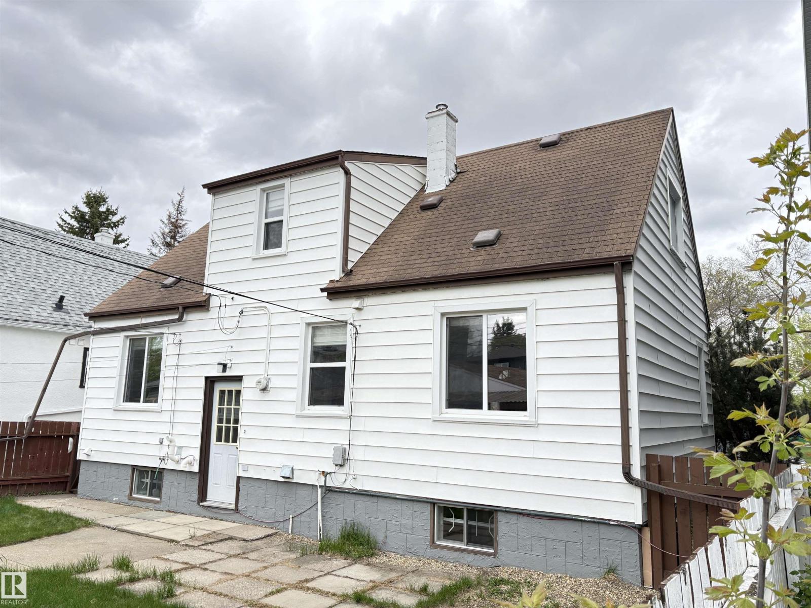 11314 78 AV NW NW - 21