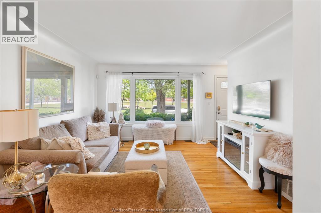 3155 VIRGINIA PARK AVENUE - 7
