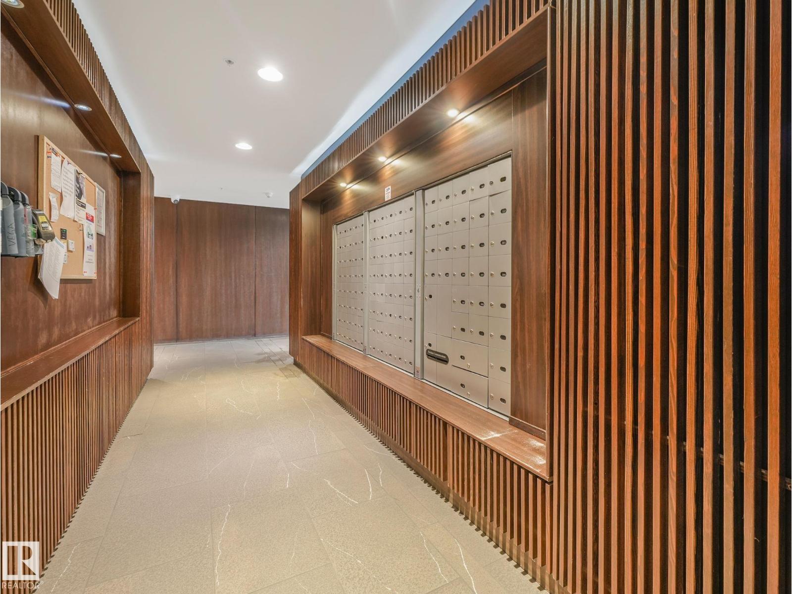 2606 109 ST NW - 8