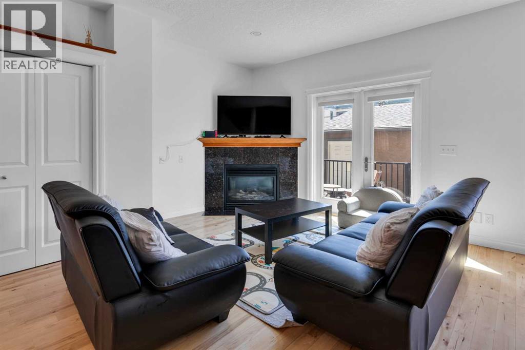 #2 3421 5 Avenue NW - Image 3