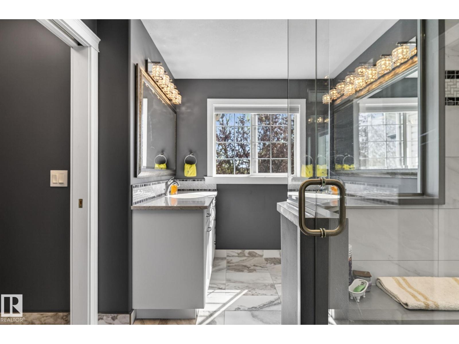 4830 188 ST NW - 25
