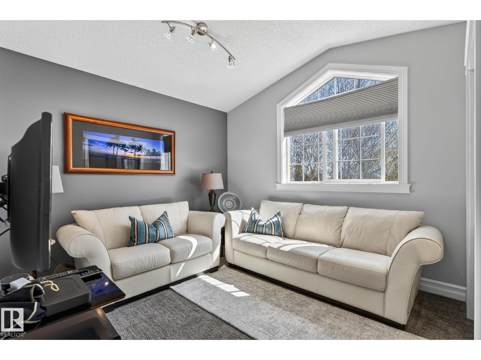 4830 188 ST NW - 32