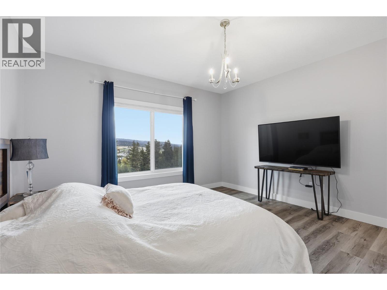1201 Cariboo Avenue - 23