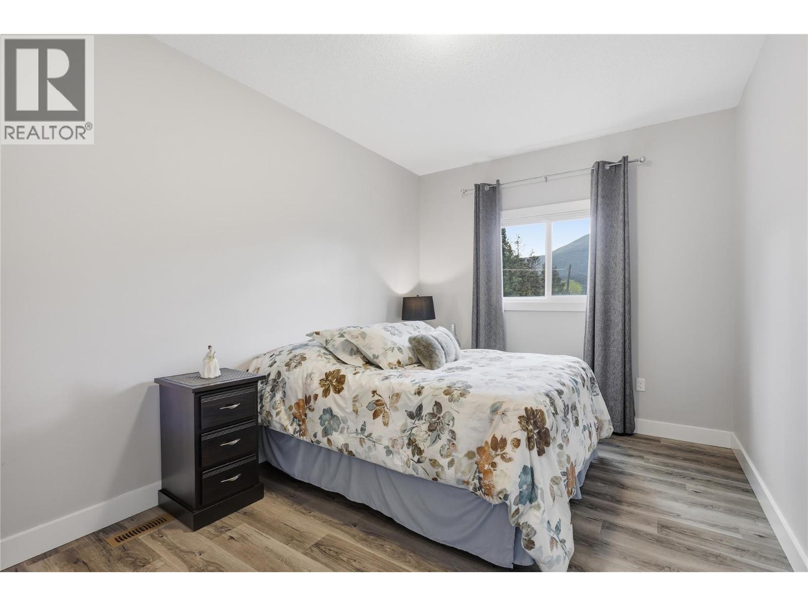 1201 Cariboo Avenue - 31