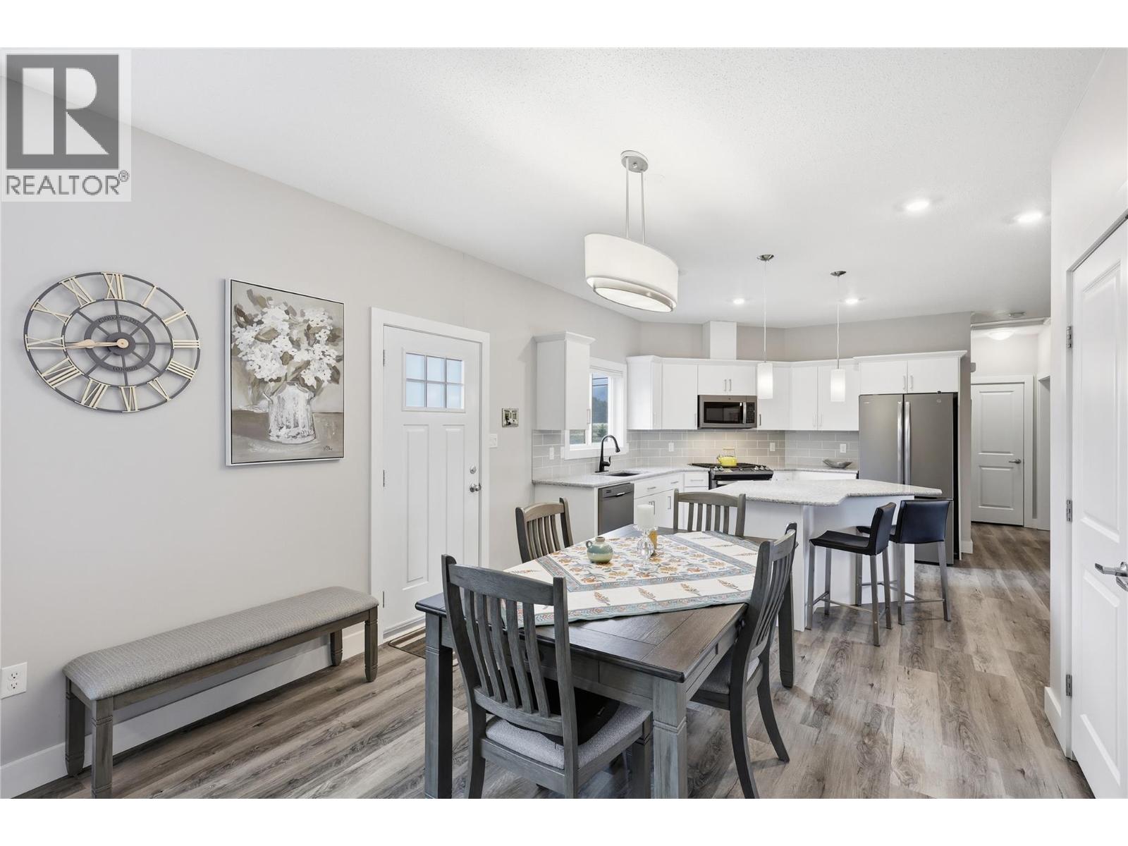 1201 Cariboo Avenue - 9