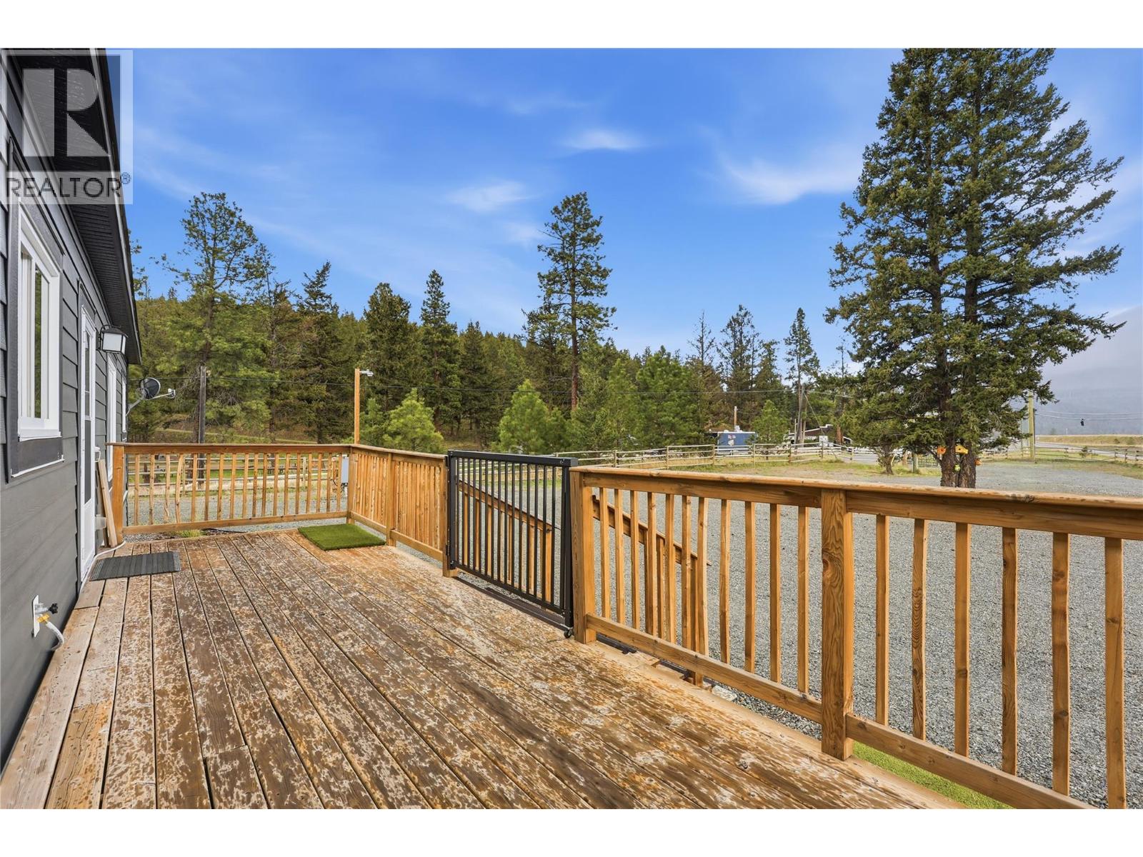 1201 Cariboo Avenue - 4