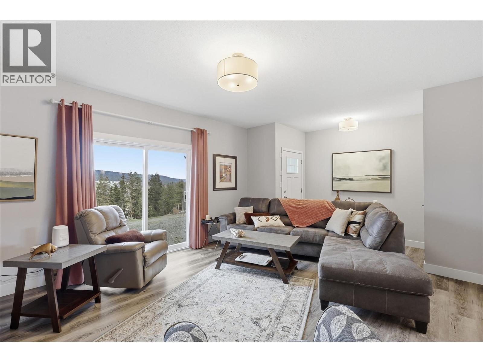 1201 Cariboo Avenue - 18
