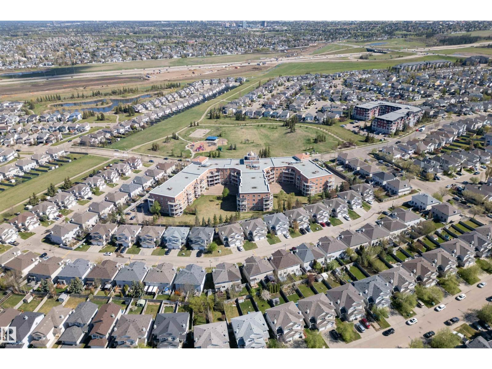 #125 263 MACEWAN RD SW - 34