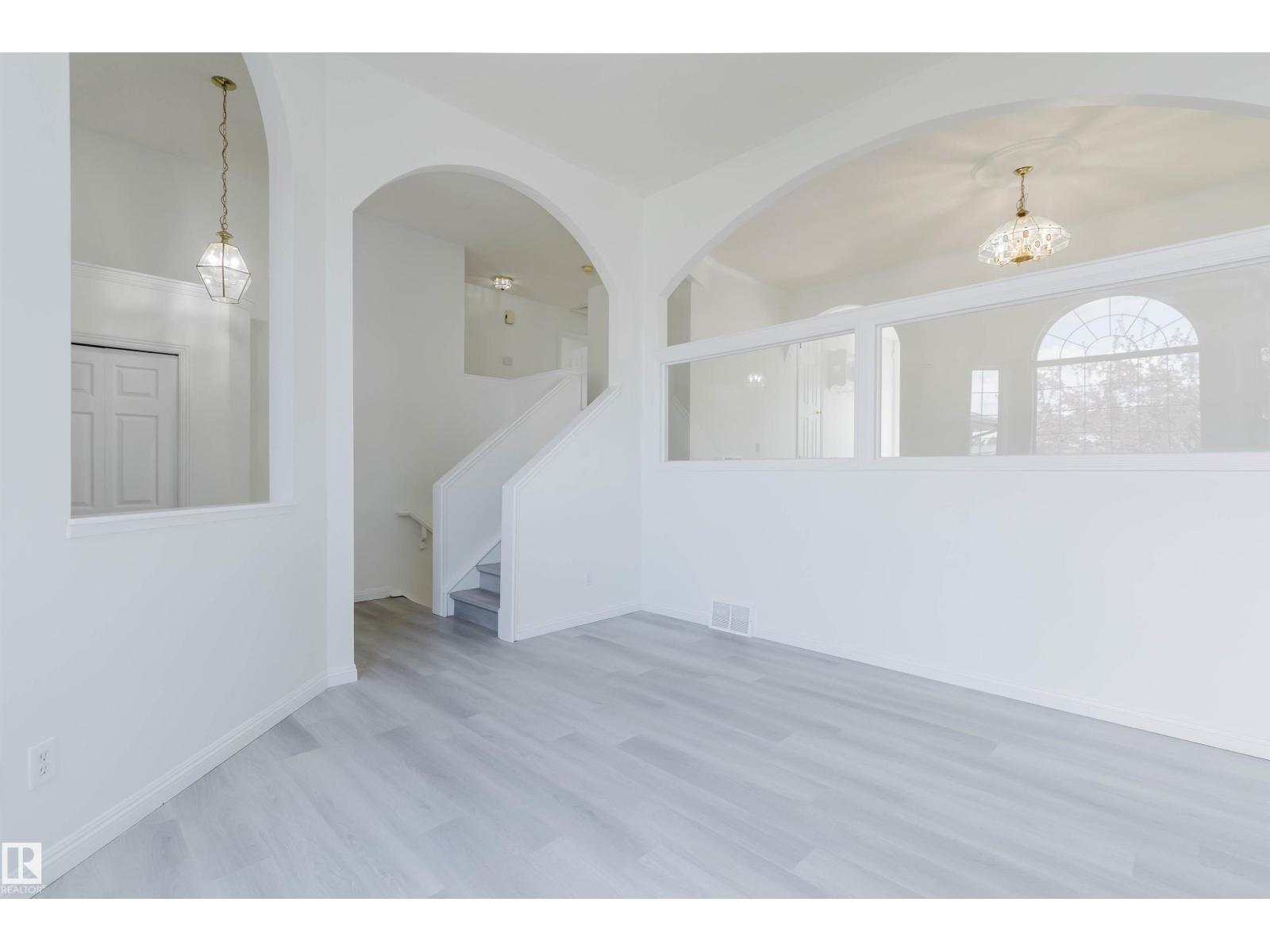 13755 131B AV NW - 11