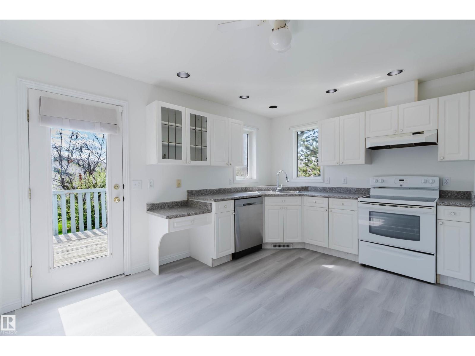 13755 131B AV NW - 15