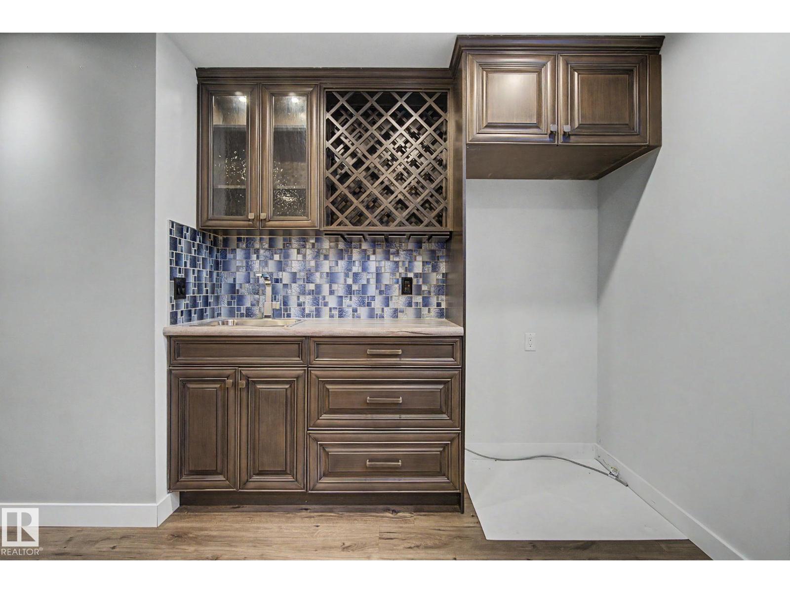 485 REGENCY DR - 42