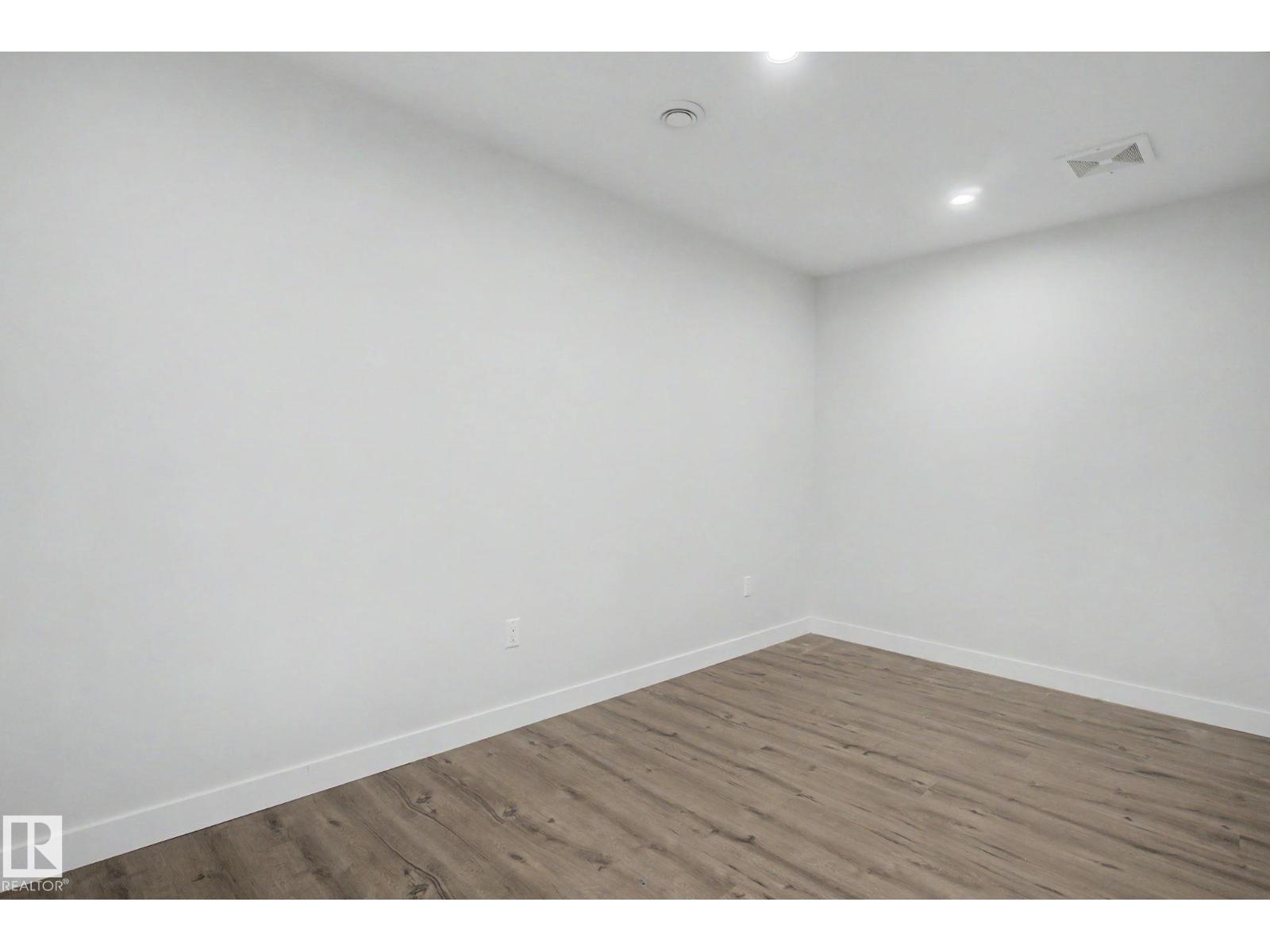 485 REGENCY DR - 43