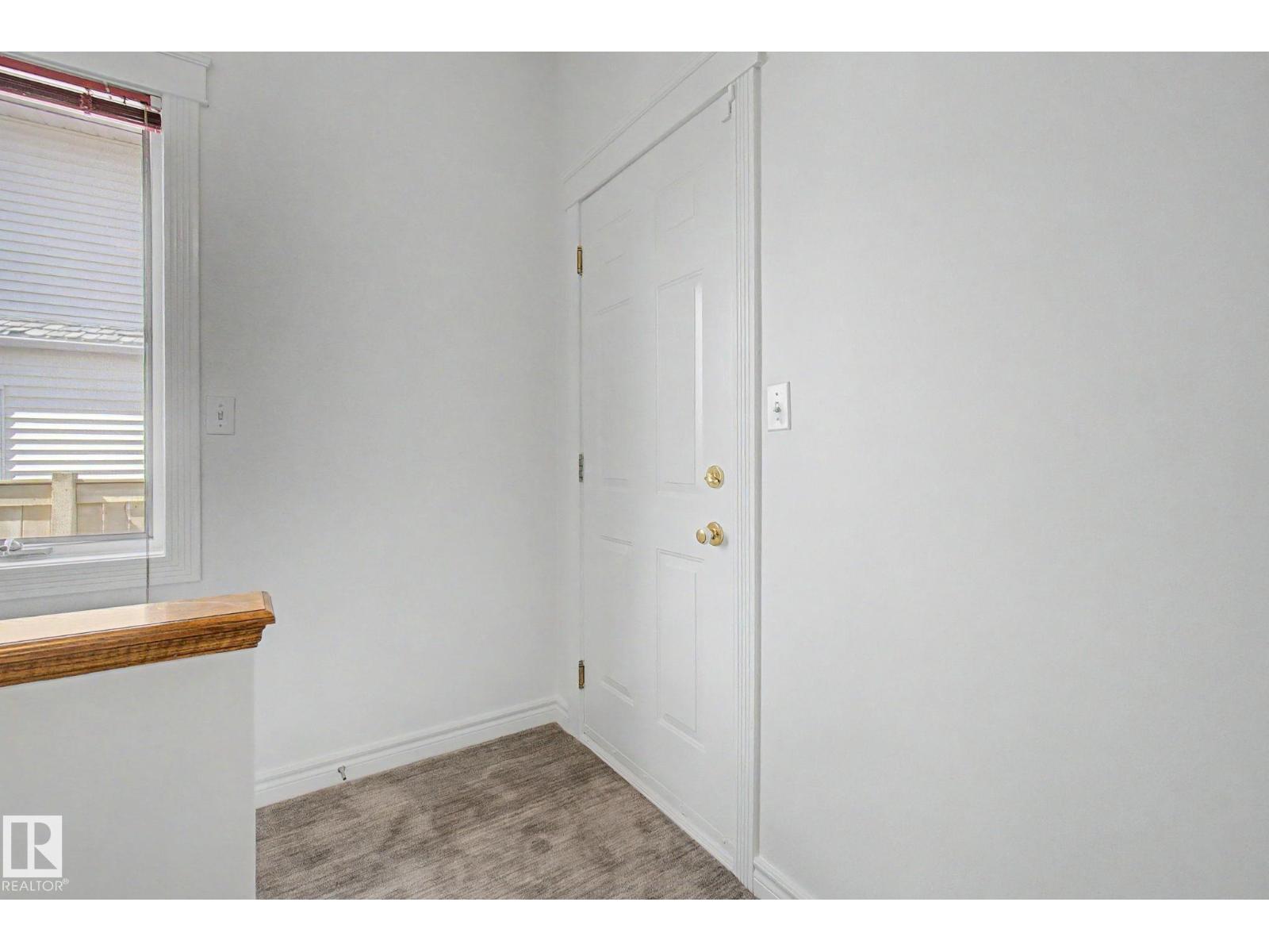 485 REGENCY DR - 29